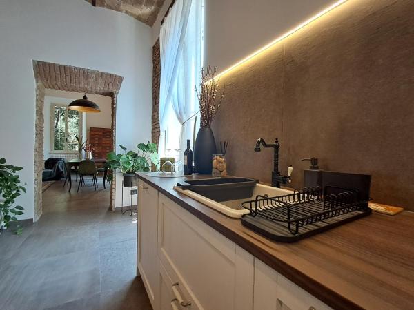 A la foto es mostra l'objecte MATA Home situat a la ciutat de Civitavecchia.