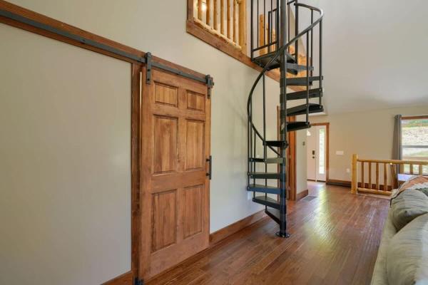 Tranquil Heights Cabin In Hocking Hills- Hot Tub! - Ohio