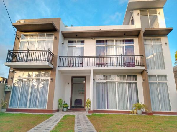 A la foto es mostra l'objecte Villa Aanya situat a la ciutat de Katunayake.