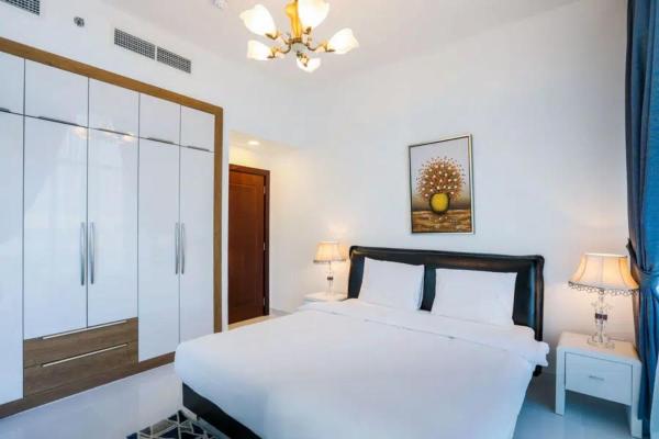 Na zdjęciu widoczny jest obiekt Modern and Spacious 2BR in Glamz, Al Furjan położony w mieście Dubaj.