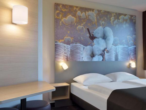 A la foto es mostra l'objecte B&B Hotel Düsseldorf-Ratingen situat a la ciutat de Hösel.