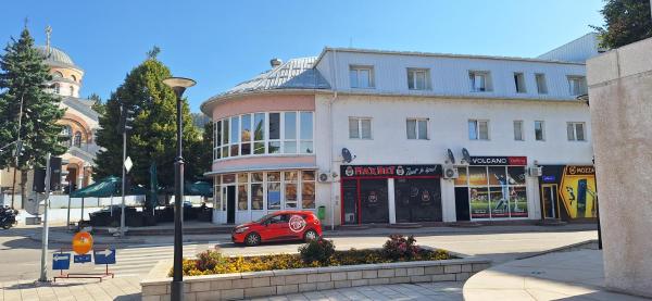 The photo shows the Apartmani Košuta located in the city of Gacko.