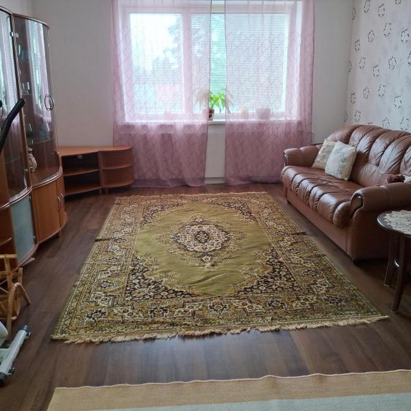 Na zdjęciu widoczny jest obiekt Kontiopuisto położony w mieście Pieksamaki.