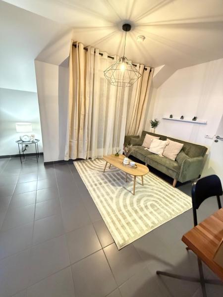 Parking Sous Terrain , 200 M De La Gare Rer, 30 Min Gare Du Nord - L'Isle-Adam
