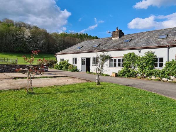 A la foto es mostra l'objecte Brecon Beacons Lovely cottage with stunning views situat a la ciutat de Bwlch.
