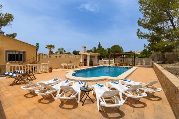 A la foto es mostra l'objecte Villa Aurea situat a la ciutat de Alguazas.