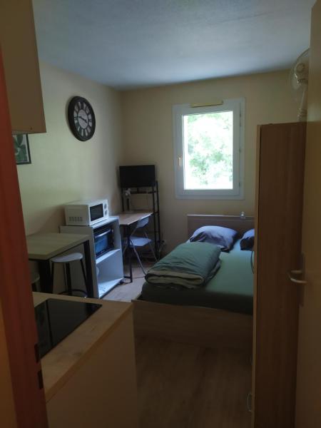 A la foto es mostra l'objecte Studio fonctionnel proche Tours situat a la ciutat de Tours.