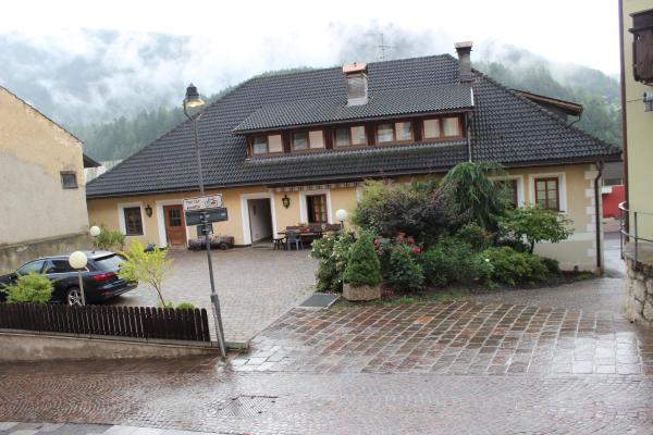 På billedet ses objektet Residence Zur Linde beliggende i byen Mühlbach.
