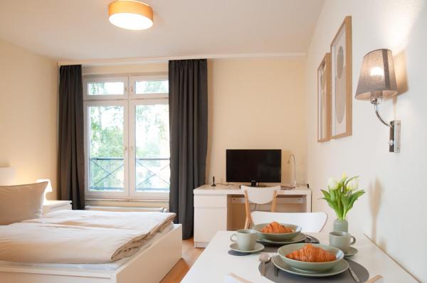 Ruhiges Studio Apartment Berlin Mitte 26m2 - U-Bahn Leopoldplatz by Rooms Berlin, Berlino