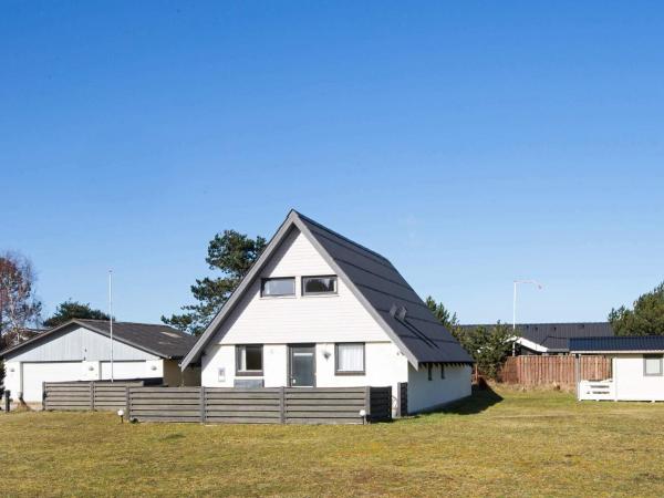 La photo montre l'objet 8 person holiday home in Glesborg-By Traum situé dans la ville de Fjellerup.