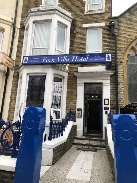På billedet ses objektet Fern Villa Hotel - Albert Road beliggende i byen Blackpool.