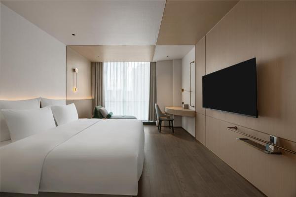 Na zdjęciu widoczny jest obiekt Novotel Kunshan East położony w mieście Penglang.