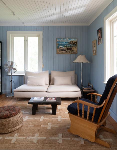 Nella foto è visibile l'oggetto Lovely cabin with a beautiful view over Byske river situato nella città di Byske.