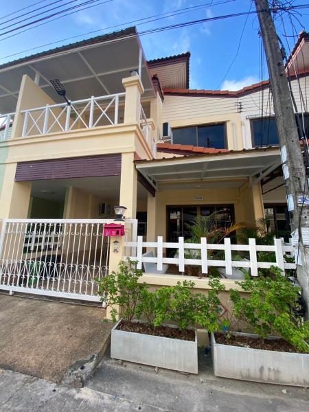 A la foto es mostra l'objecte Kata beach Townhouse BL2 situat a la ciutat de Kata Beach.