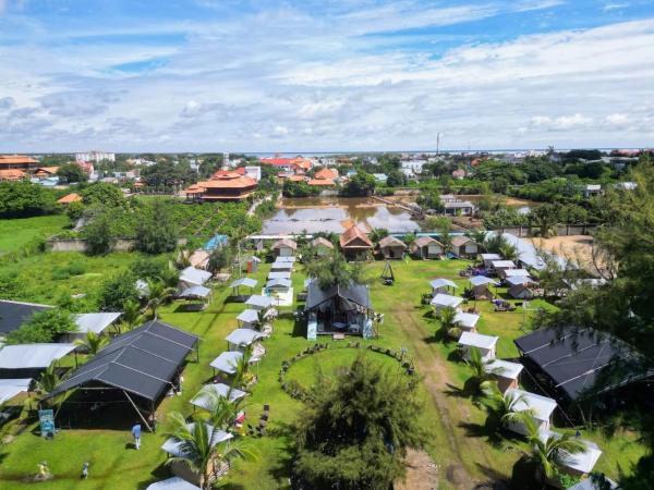 Na foto é possível ver o objeto Eco Camping - Mini House localizado na cidade de Ấp Ba.
