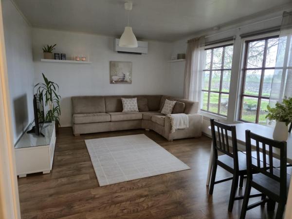 A la foto es mostra l'objecte Small cottage situat a la ciutat de Halsua.