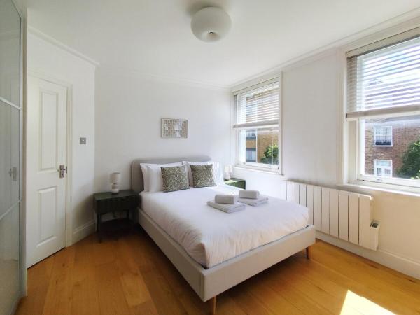 Zdjęcie 2: Flat D - Montagu St Residence