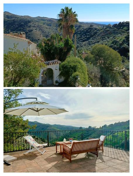 Στη φωτογραφία φαίνεται το αντικείμενο Spanish Style Casa with Nature and Sea View, Near Malaga που βρίσκεται στην πόλη Moclinejo.