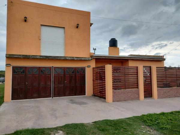 A la foto es mostra l'objecte Alquilo casa de verano hasta 8 personas situat a la ciutat de Miramar.