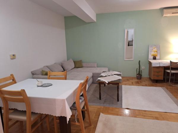 Daniels Apartment - Skopje