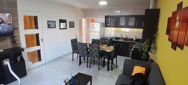 På billedet ses objektet Hermosa casa para 4 personas en san juan beliggende i byen Rivadavia.