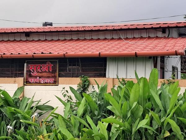 Nella foto è visibile l'oggetto Surashri Farm House situato nella città di Valap.