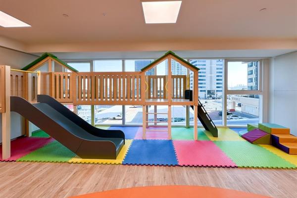 Bilde 6: Trophy - Luxurious Studio Apartment in JLT w Golf Simulator