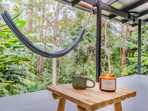 På billedet ses objektet Forest Retreat Tiny Home Living beliggende i byen Terranora.