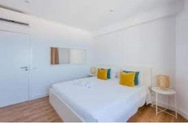 På bildet vises objektet Central Located Rooms Lagos som ligger i byen Lagos.