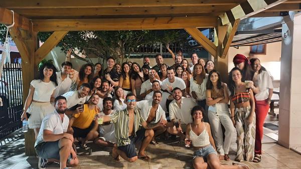 På billedet ses objektet Nômades Beach House - Adventure Hostels beliggende i byen Florianópolis.