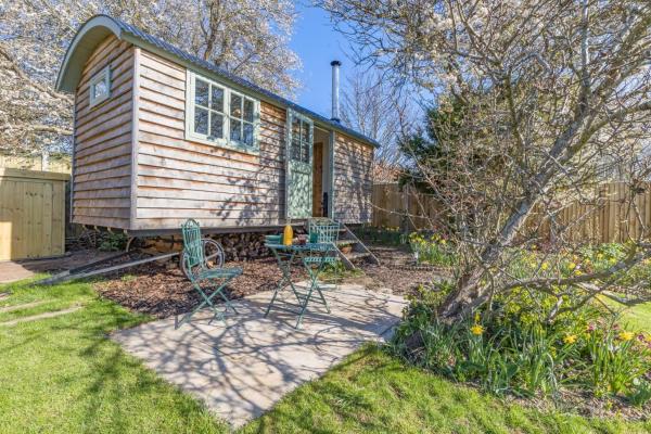 På bildet vises objektet Seaside Shepherds Hut som ligger i byen Mundesley.