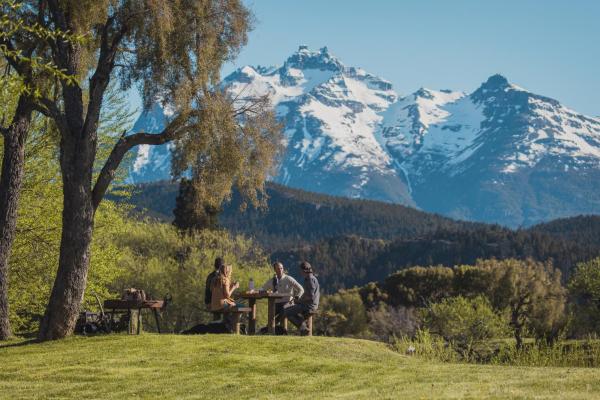 Na fotografii je vidět objekt Los Rebeldes nacházející se ve městě Baggle.