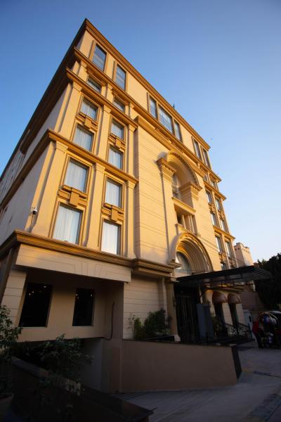 Nine Tree Luxury Hotel & Suites Lahore, Lahore