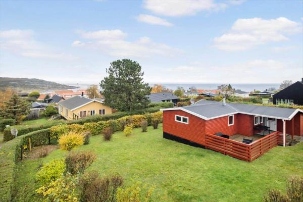 6820 Allinge - Pæretræsvej 7 - Bornholm