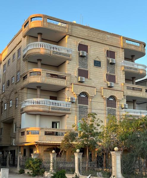 A la foto es mostra l'objecte فندق ألماسه جمصه situat a la ciutat de Jamaşah.