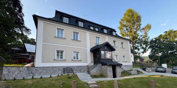 На фото показан объект Útulný apartmán Vitkovice, расположенный в городе Витковице.