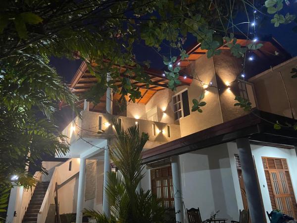 Mirissa Gold Rush Guest House - Mirissa