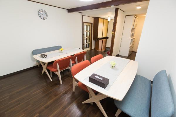 На фото показан объект miel Hanazono -vacation rental-, расположенный в городе Осака.