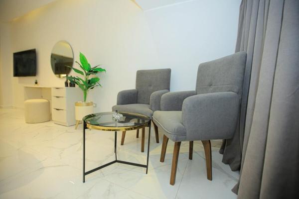 Nella foto è visibile l'oggetto Zamalek Romantic Nile Suite one bedroom situato nella città di Il Cairo.