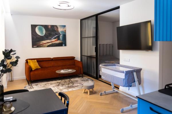 La photo montre l'objet SongInn Lake Apartment situé dans la ville de Magučiai.