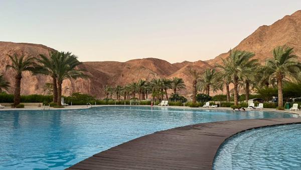 Fotografie 2: Flow - Al Raha Village