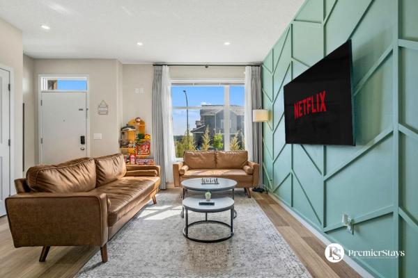 写真にはカルガリー市にあるNear Calgary Airport Stylish House with Central AC King Bed Sleeps 6が写っています。