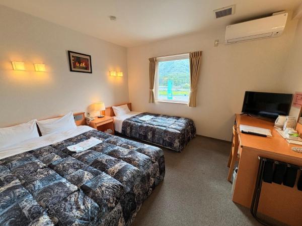 A la foto es mostra l'objecte Maniwa City Hotel Sunrise - Vacation STAY 98579v situat a la ciutat de Shimo-azae.