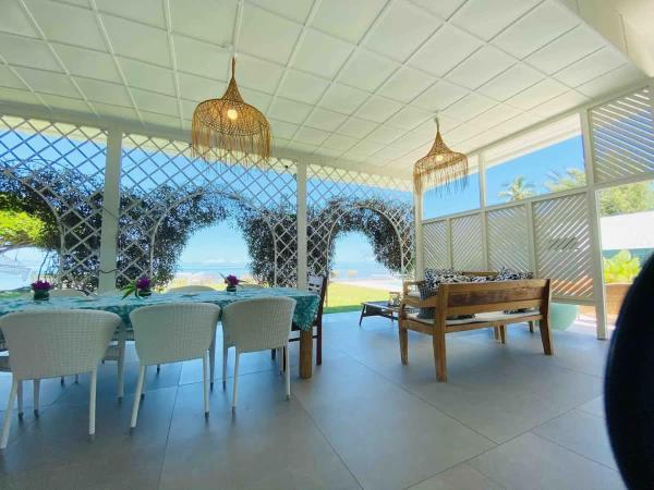 Le Ficus Grande Villa Bord De Mer Avec Piscine - Tahiti
