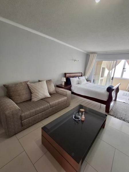 Op de foto is het object PhilCo Seaside Self Catering te zien, gelegen in de stad Langstrand.