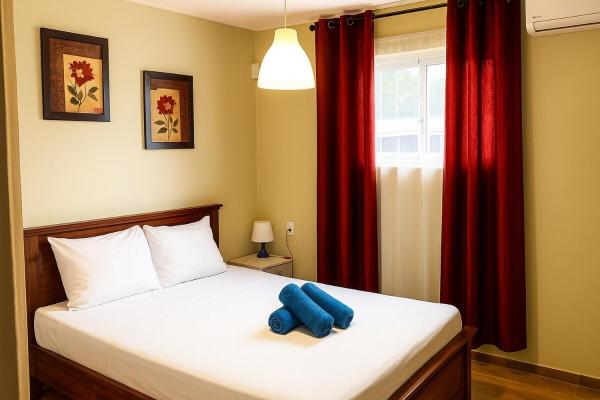 Central - Gated - 2 Bedrooms - Near Beaches - Curaçao