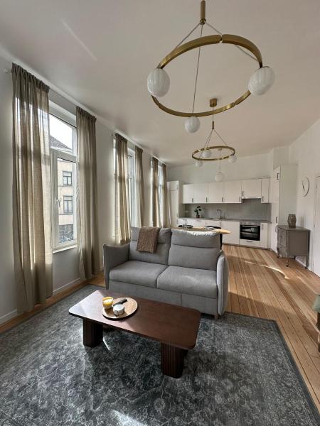 The photo shows the 4- Nid Lumineux 1 chambre au coeur d'Ixelles located in the city of Mellet.
