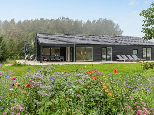 Στη φωτογραφία φαίνεται το αντικείμενο Holiday Home Iivo - 350m from the sea by Interhome που βρίσκεται στην πόλη Vester Sømarken.