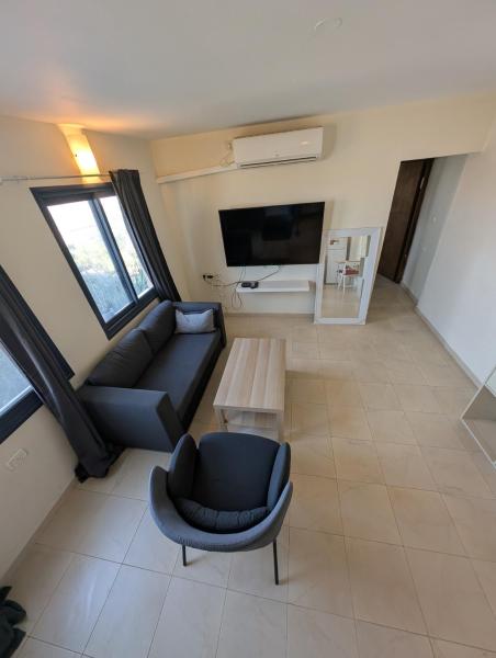 照片显示了位于Kinneret市的Cozy Apartment Near Sea of Galilee!物件。