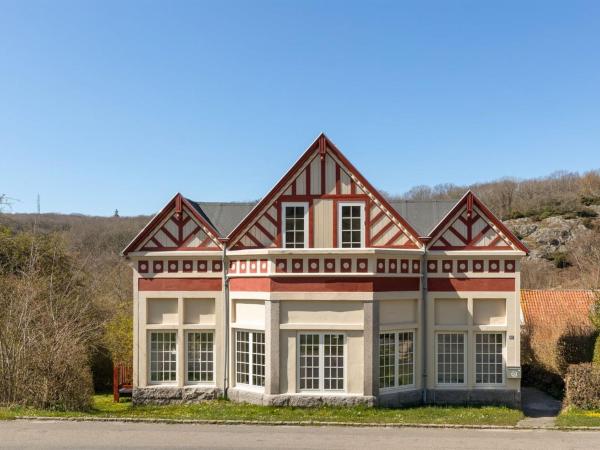 På billedet ses objektet Holiday Home Anina - 400m from the sea by Interhome beliggende i byen Allinge.